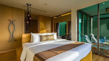CREST RESORT & POOL VILLAS