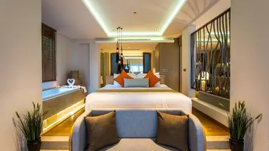 CREST RESORT & POOL VILLAS