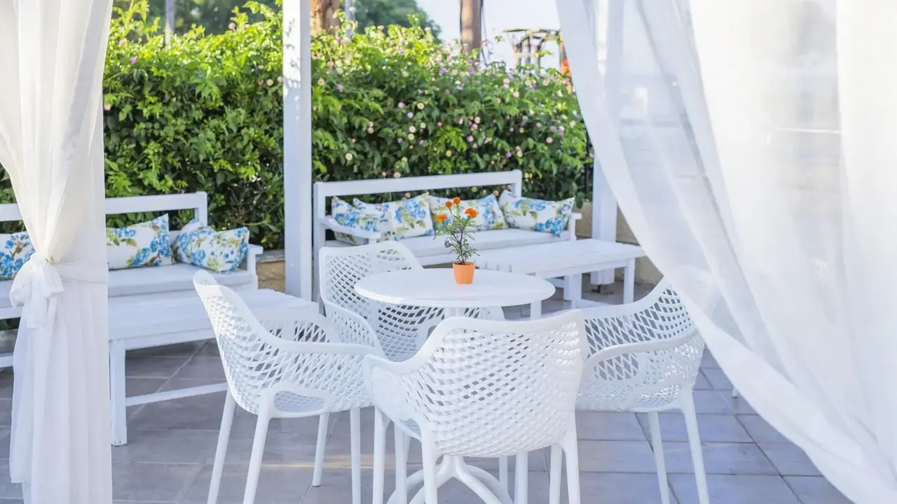 Creta Aquamarine (Ex.Creta Residence)