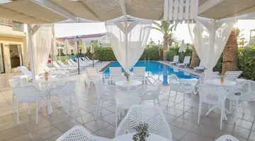 Creta Aquamarine (Ex.Creta Residence)