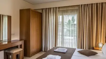 Creta Palm