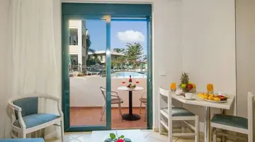 Creta Palm