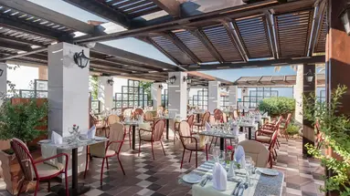CRETA ROYAL
