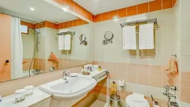 CRETA ROYAL
