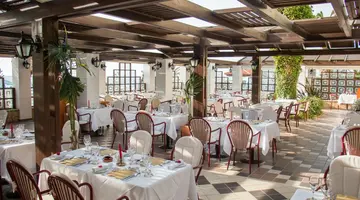 CRETA ROYAL