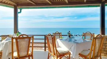 CRETA ROYAL