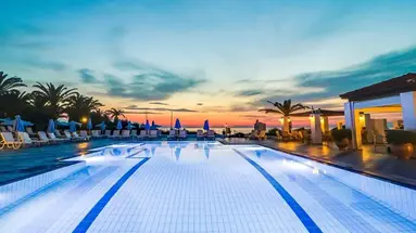 CRETA ROYAL