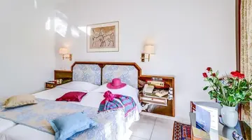 CRETA ROYAL