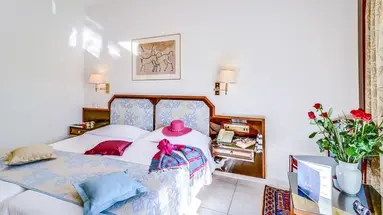 CRETA ROYAL