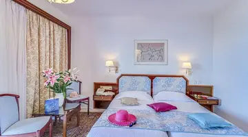 CRETA ROYAL