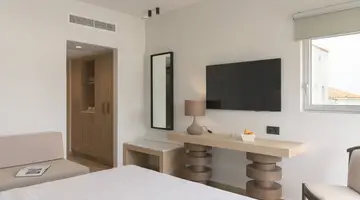 CRETA ROYAL