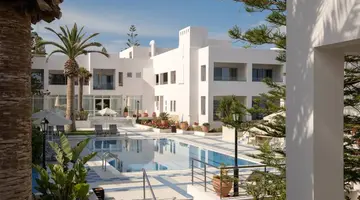 CRETA ROYAL