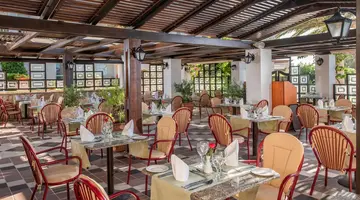 CRETA ROYAL