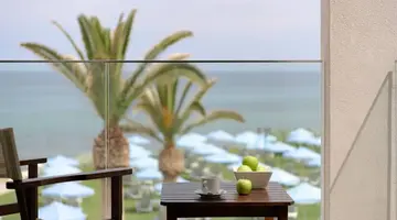 CRETA ROYAL