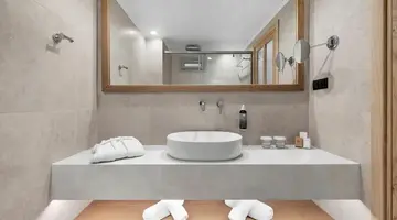 Creta Royal