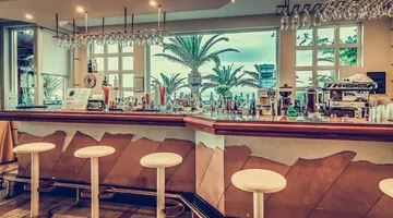 CRETA ROYAL
