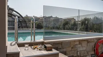 CRETAN DREAM ROYAL