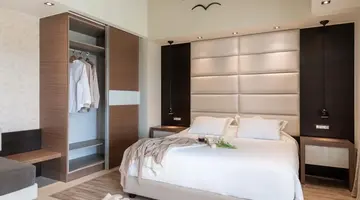 CRETAN DREAM ROYAL