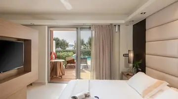 CRETAN DREAM ROYAL