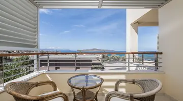 CRETAN DREAM ROYAL