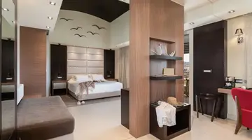 CRETAN DREAM ROYAL