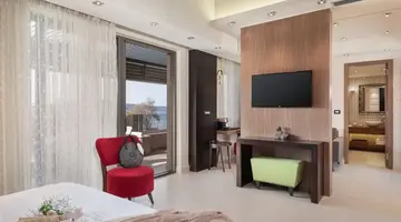 CRETAN DREAM ROYAL