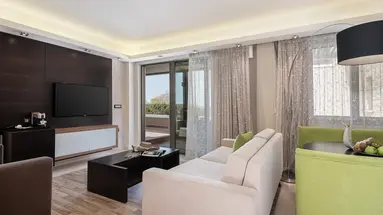 CRETAN DREAM ROYAL
