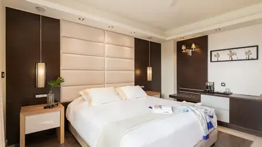 CRETAN DREAM ROYAL