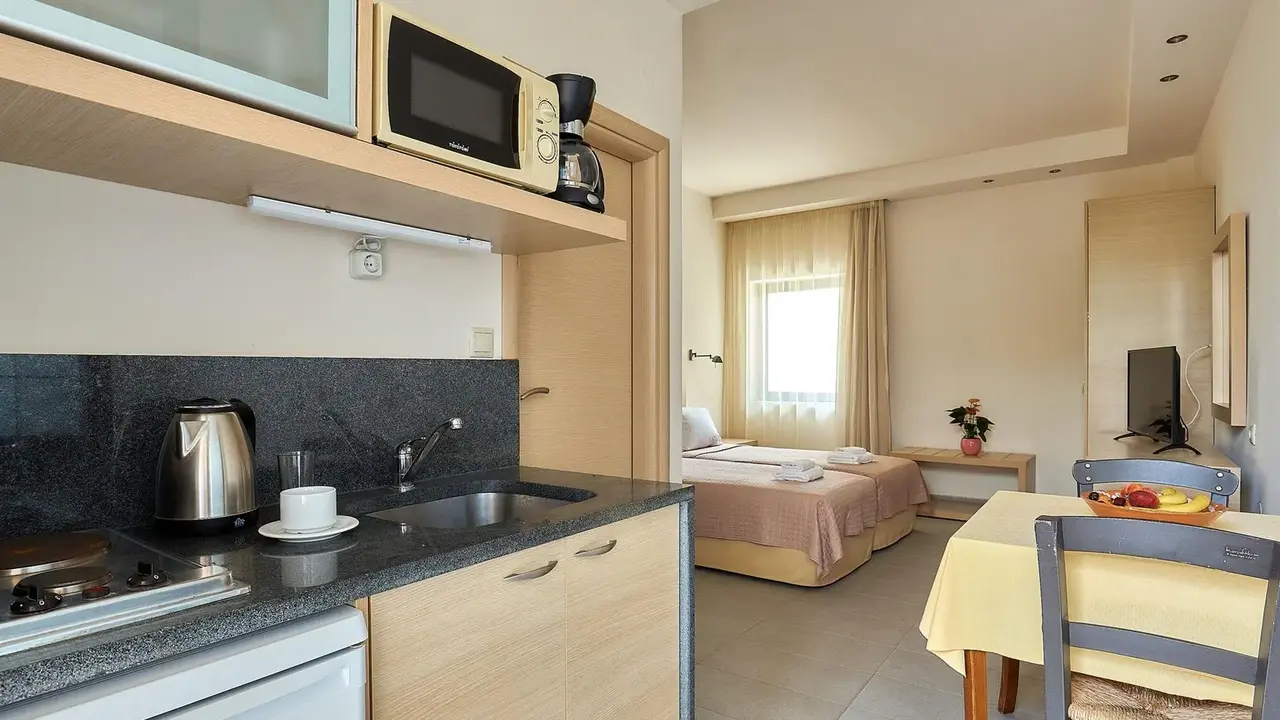 Creteco Hotel & Suites