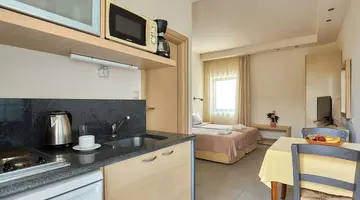 Creteco Hotel & Suites