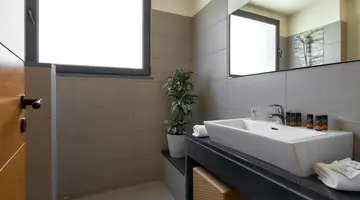 Creteco Hotel & Suites