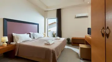 Creteco Hotel & Suites