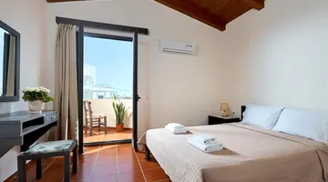 Creteco Hotel & Suites