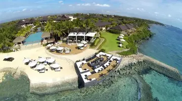 Crimson Resort & Spa Mactan, Cebu