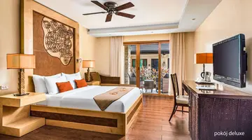 Crimson Resort & Spa Mactan