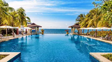 Crimson Resort & Spa Mactan