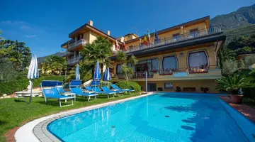 Cristallo Hotel