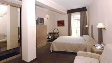 Cristina Hotel