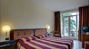Cristina Hotel