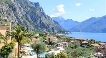 Cristina Hotel