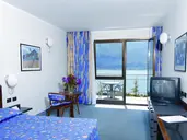 Cristina Hotel