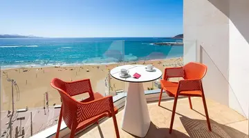 Cristina Las Palmas