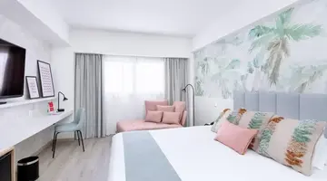 Cristina Las Palmas