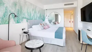 Cristina Las Palmas