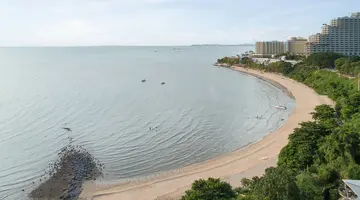 CROSS PATTAYA PRATAMNAK