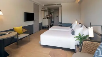 Cross Pattaya Pratamnak