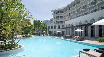 Cross Pattaya Pratamnak