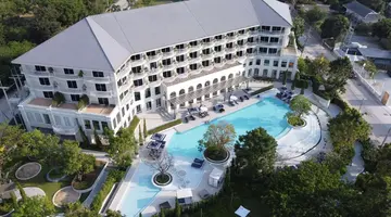 Cross Pattaya Pratamnak