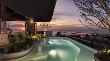 CROSS VIBE PATTAYA SEAPHERE (ex. X2 VIBE PATTAYA SEAPHERE)