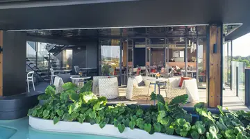 CROSS VIBE PATTAYA SEAPHERE (ex. X2 VIBE PATTAYA SEAPHERE)